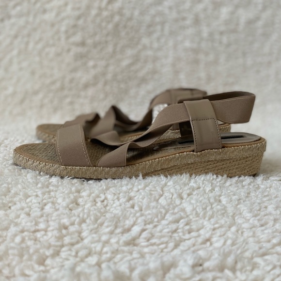 Sarah Summer Cloth Elastic Sandals - Picture 5 of 16